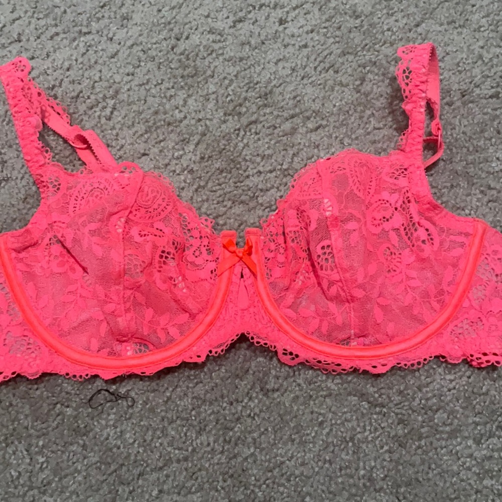 Victoria’s Secret unlined lace Demi 36D